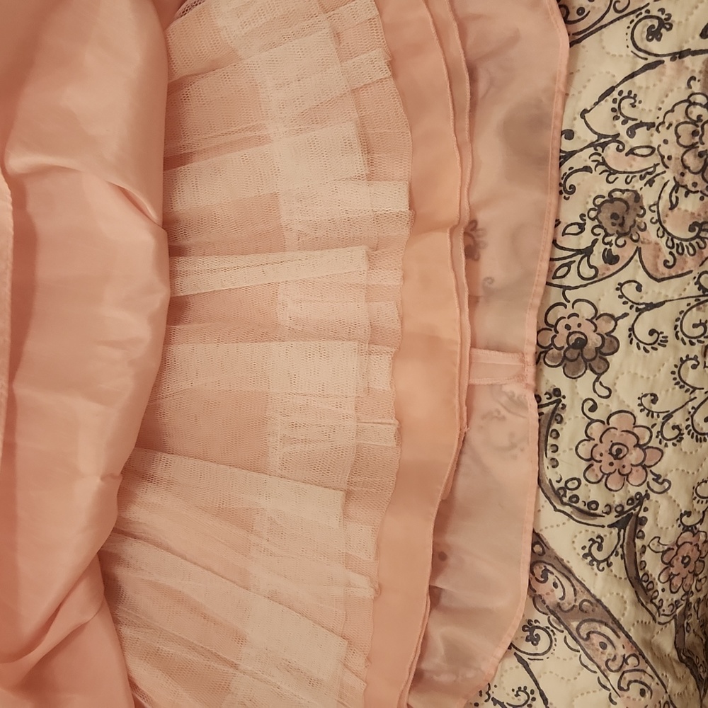 Beautiful pink dress - Picture 5 of 11